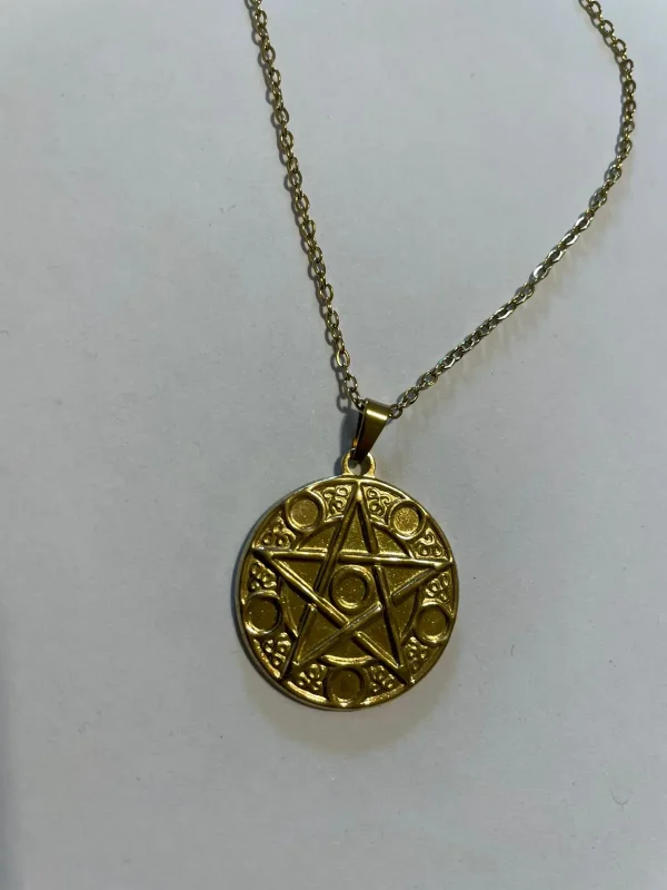 Collar Pentagrama Dorado