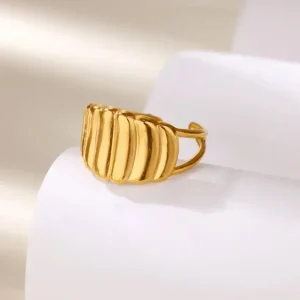 Anillo Asimétrico Dorado
