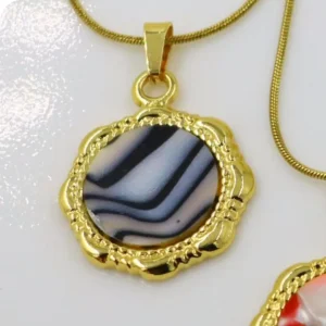 Collar Circular Vintage B & N